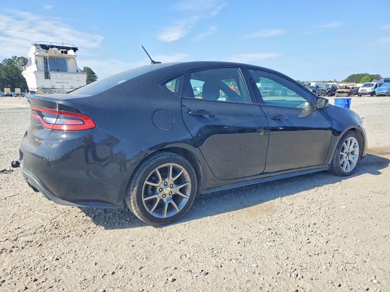 2015 DODGE DART