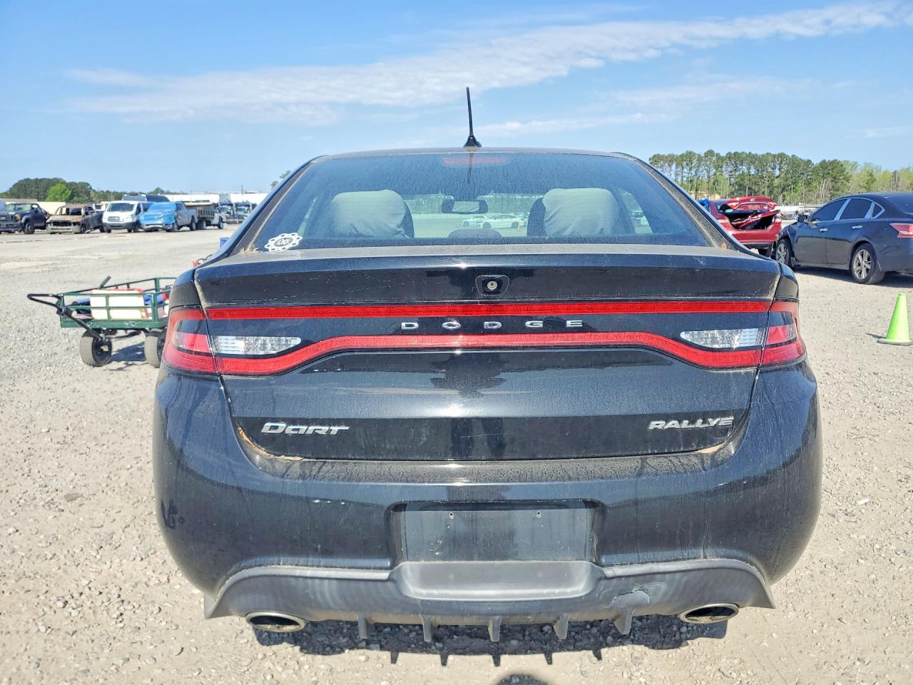 2015 DODGE DART