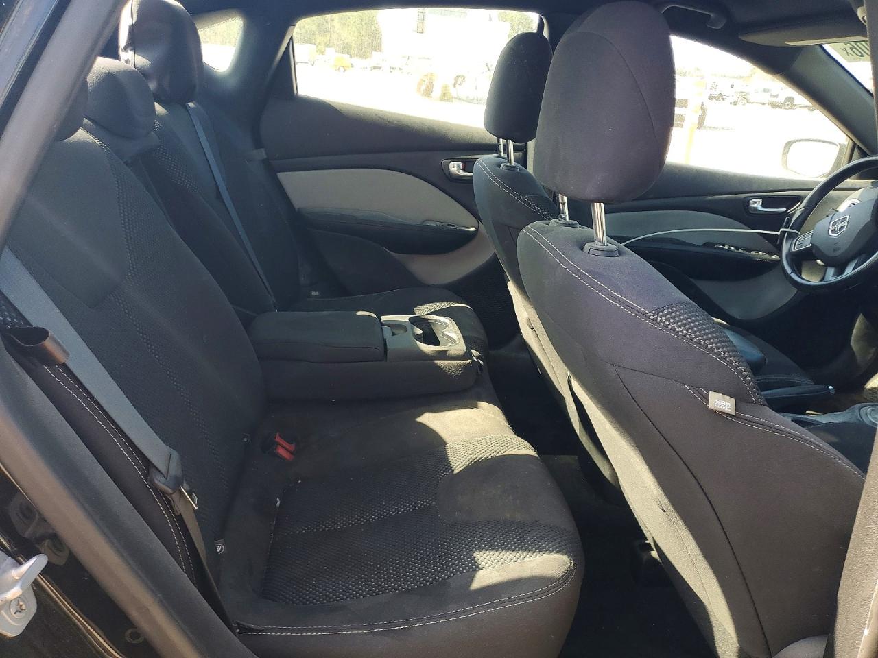 2015 DODGE DART