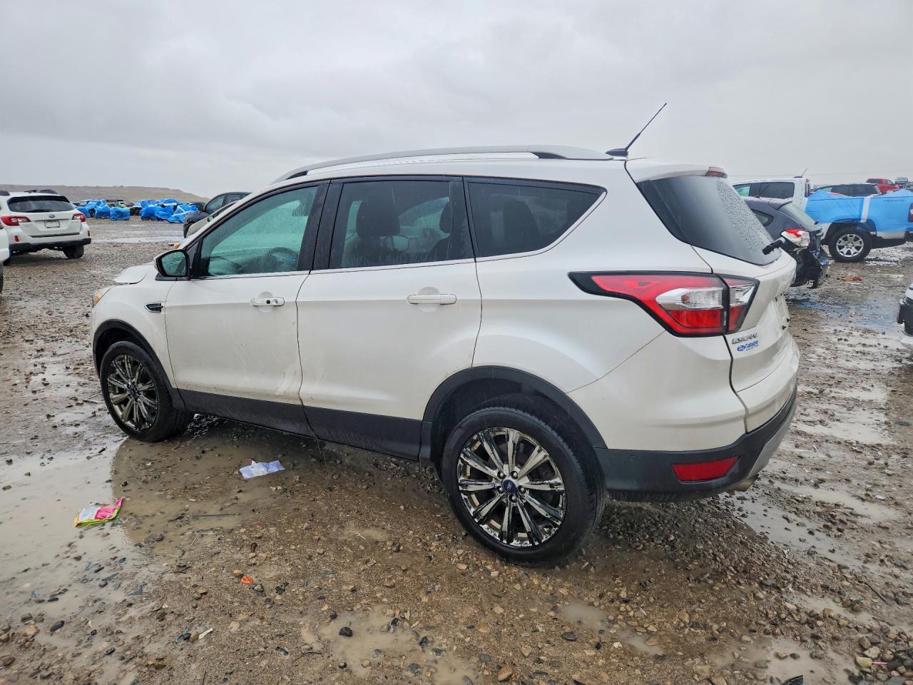 2017 FORD ESCAPE