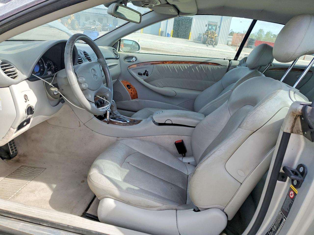 2005 MERCEDES-BENZ CLK-CLASS