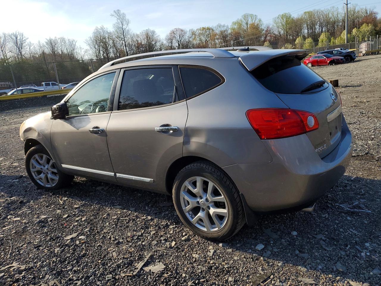 2013 NISSAN ROGUE