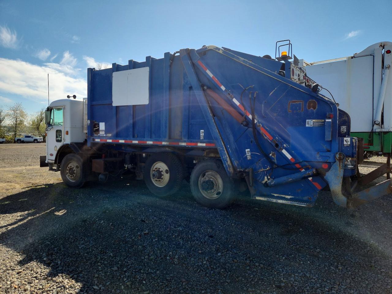 2001 PETERBILT ALL OTHER