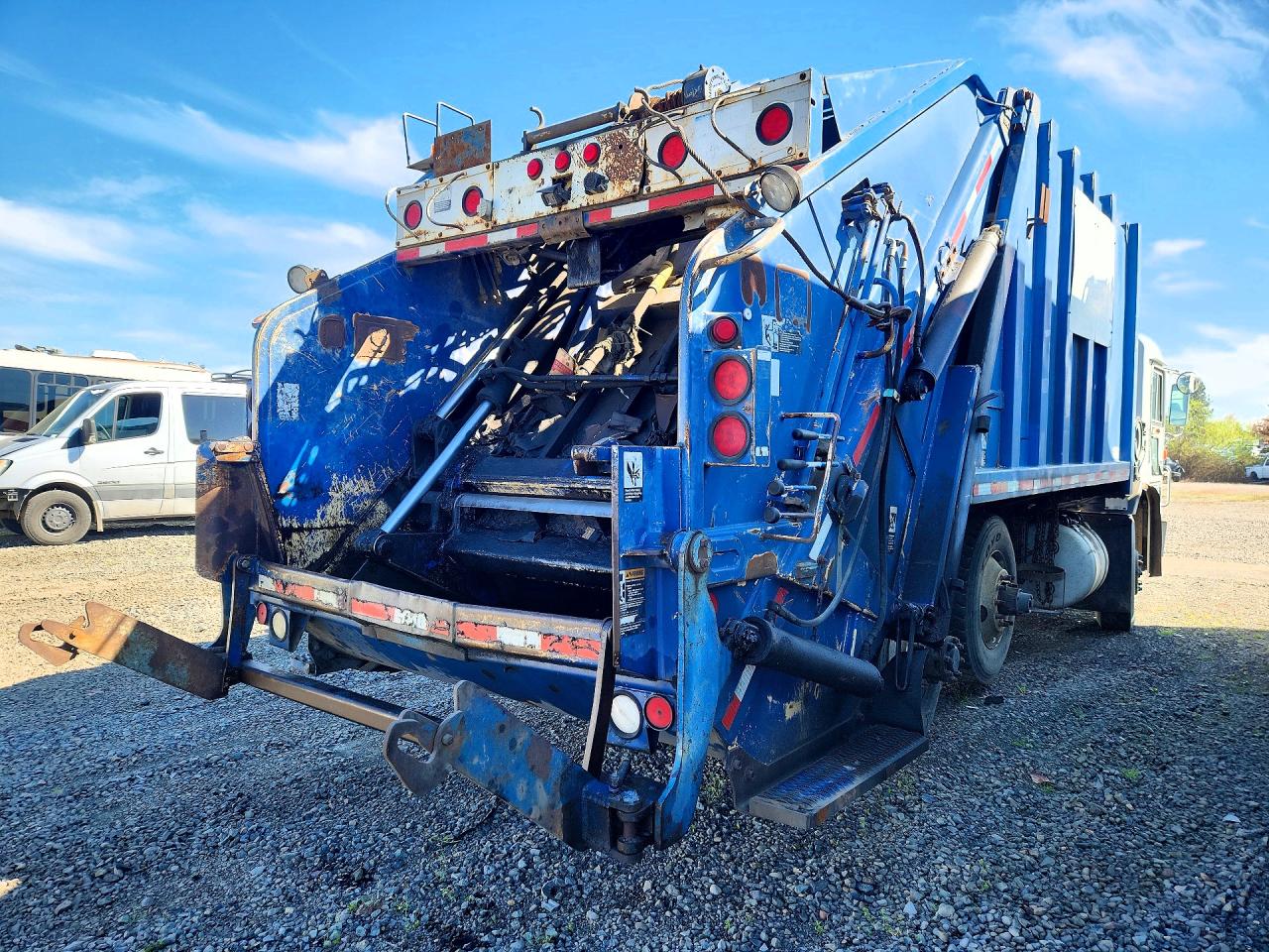 2001 PETERBILT ALL OTHER