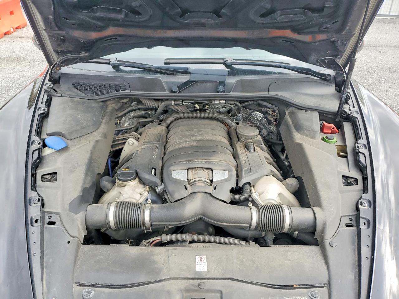 2014 PORSCHE CAYENNE S