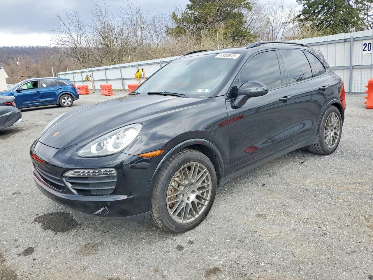 2014 PORSCHE CAYENNE S