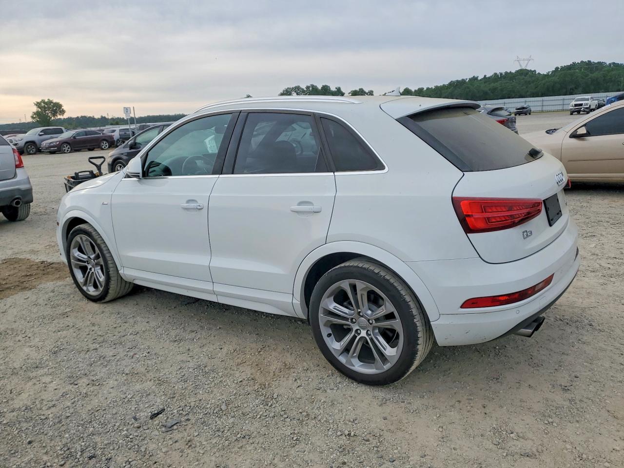 2018 AUDI Q3