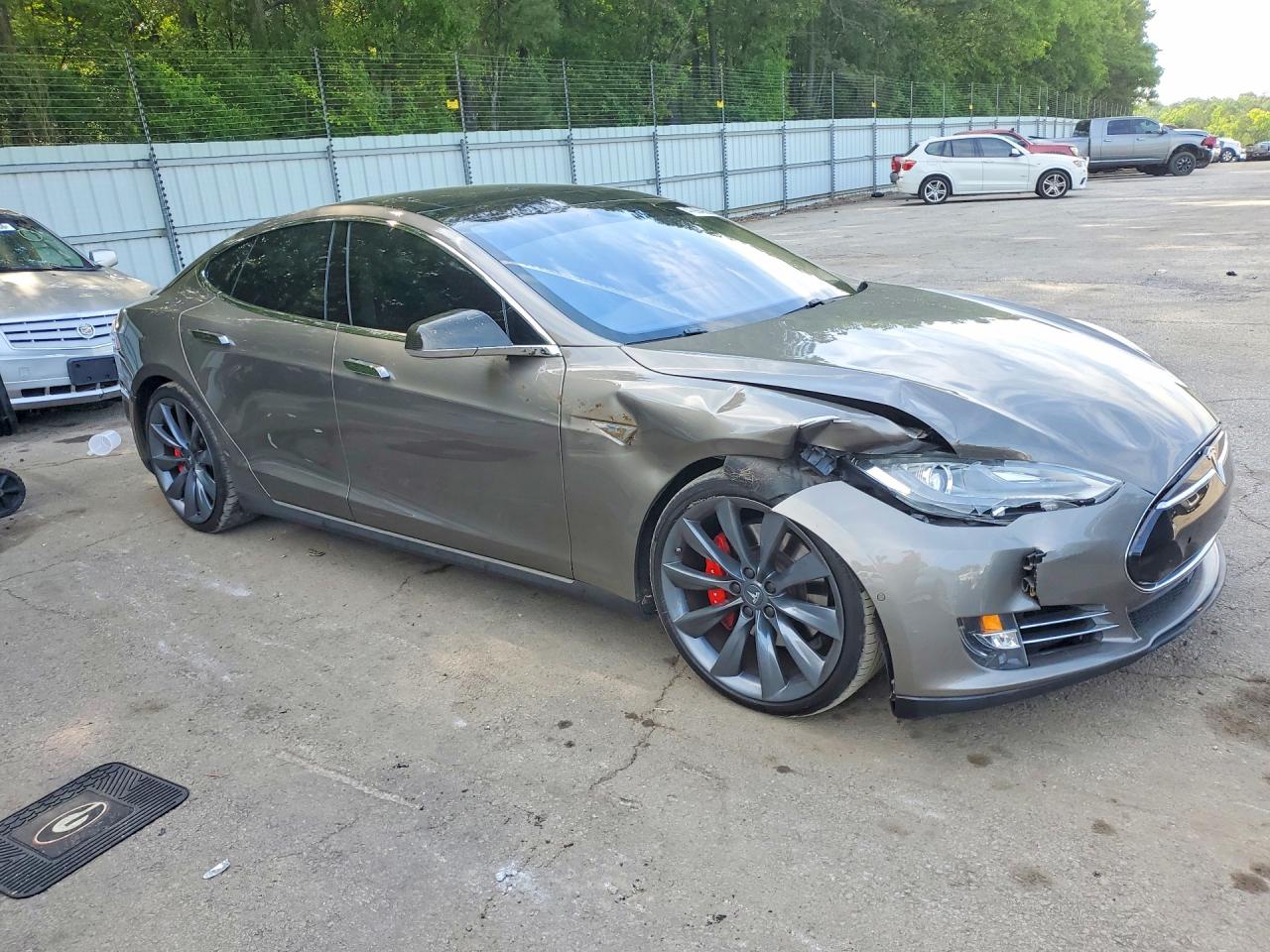 2015 TESLA MODEL S