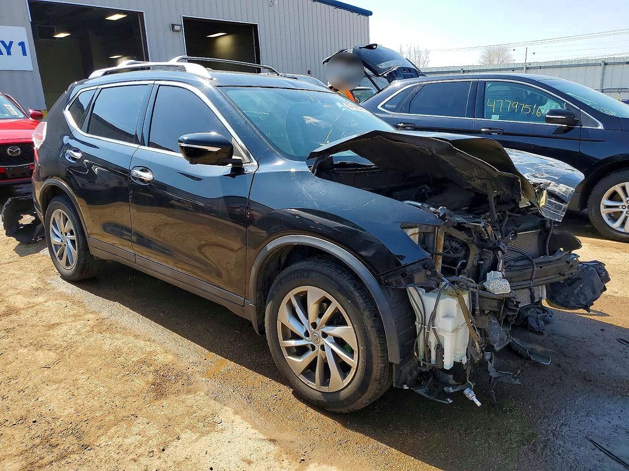 2015 NISSAN ROGUE