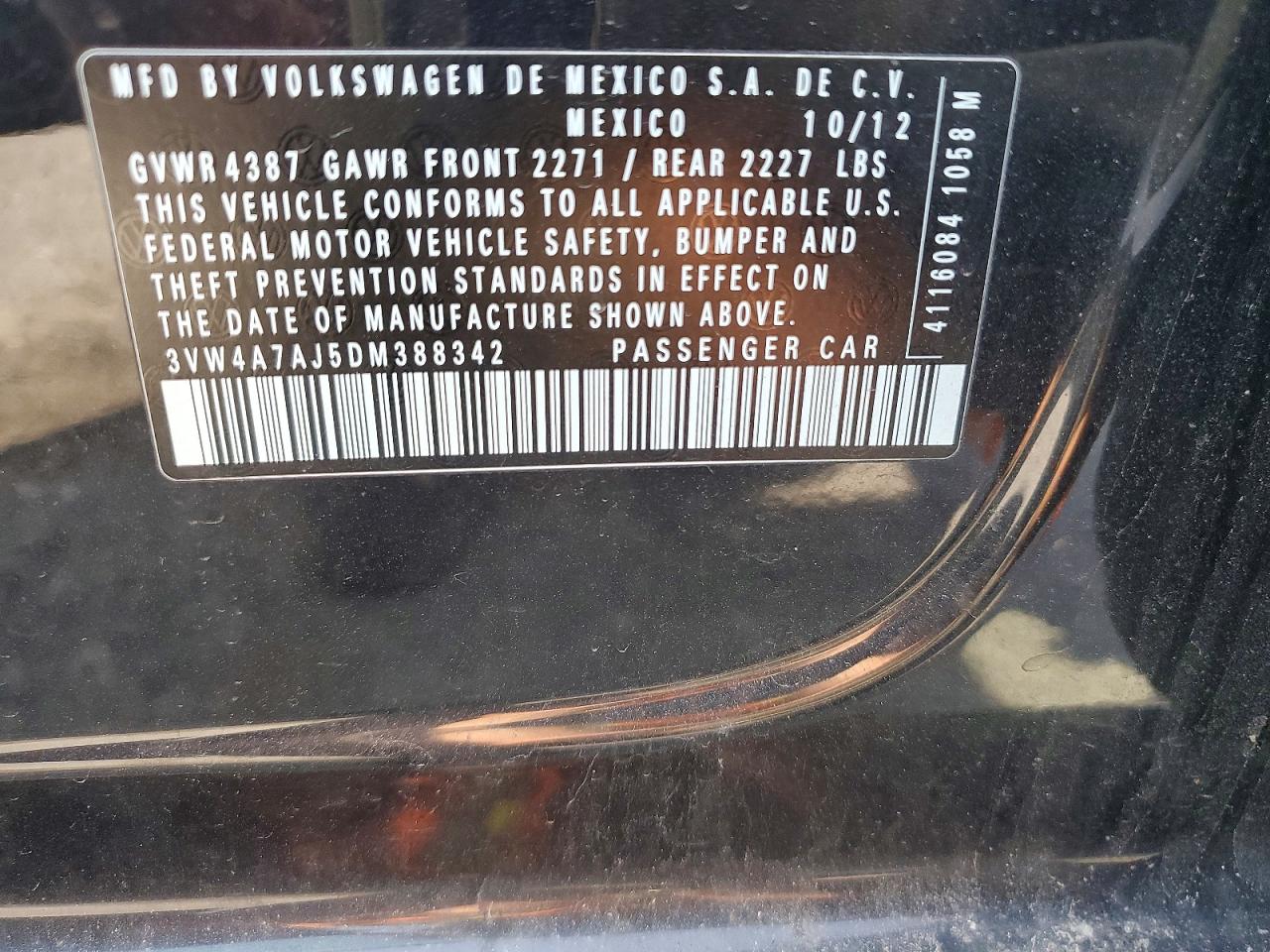 2013 VOLKSWAGEN JETTA