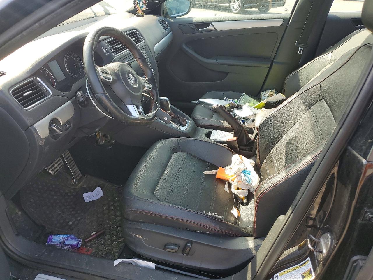 2013 VOLKSWAGEN JETTA
