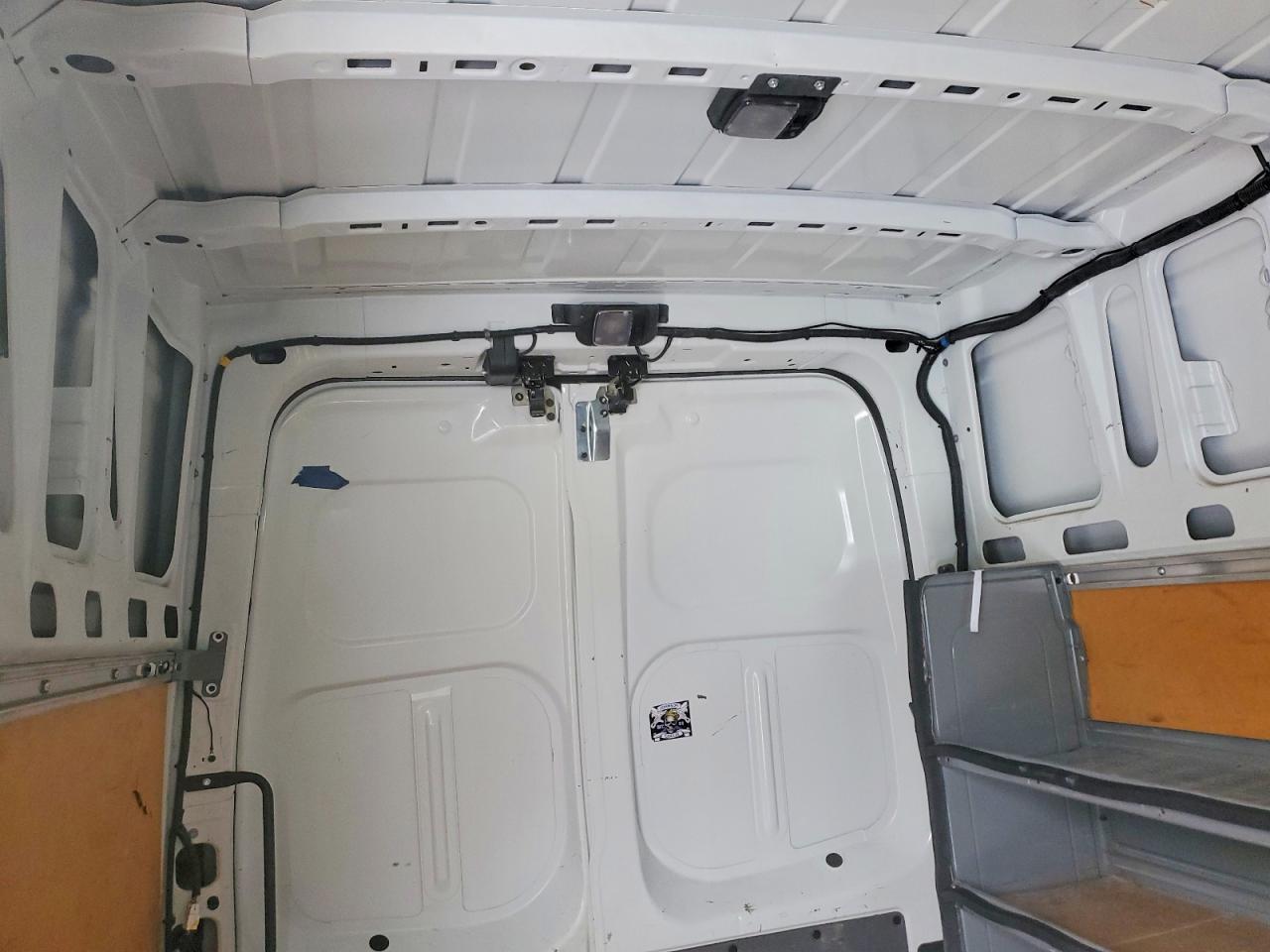 2018 NISSAN NV
