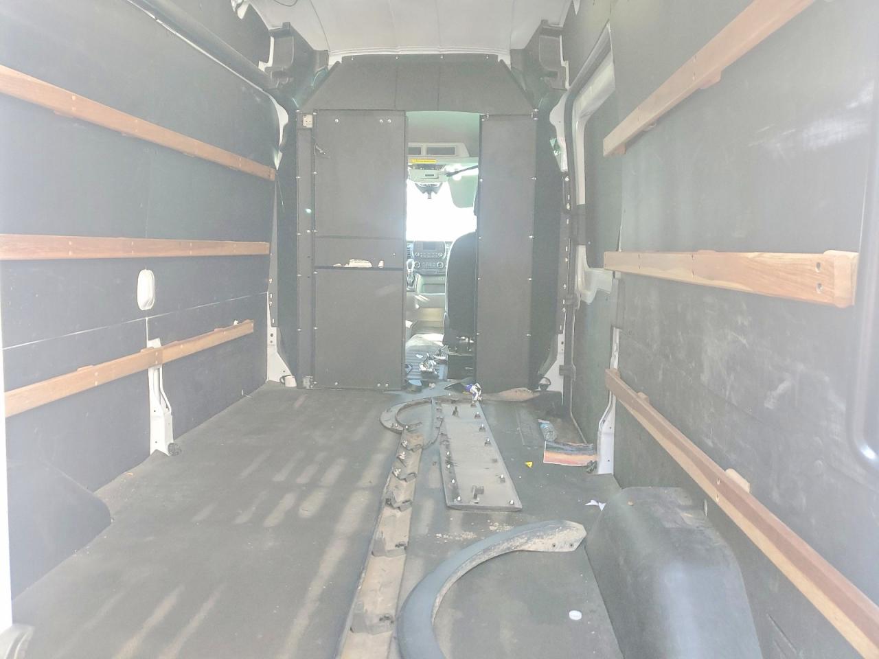 2022 FORD TRANSIT T-