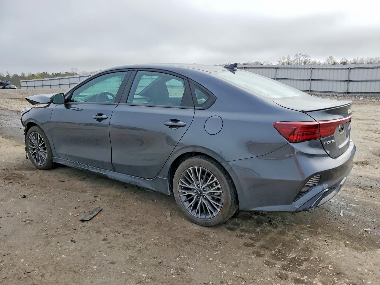 2024 KIA FORTE