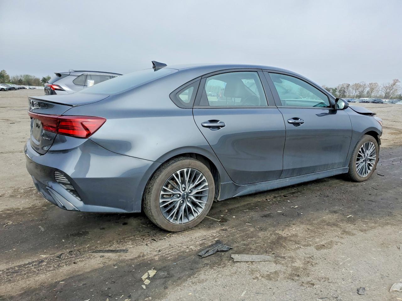 2024 KIA FORTE