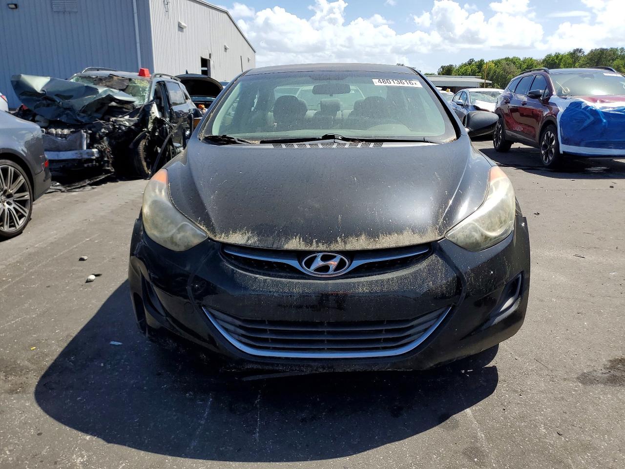 2013 HYUNDAI ELANTRA