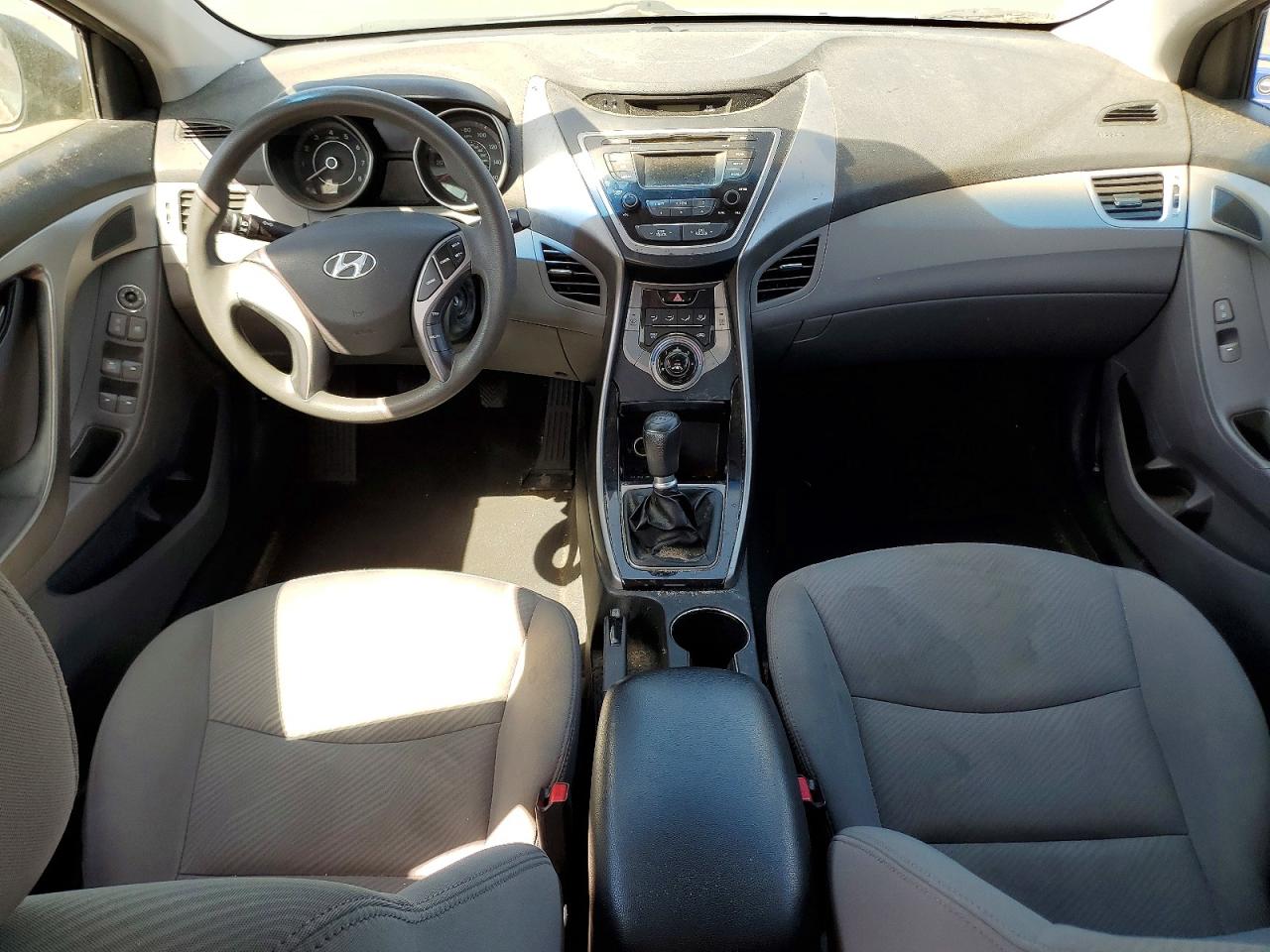 2013 HYUNDAI ELANTRA