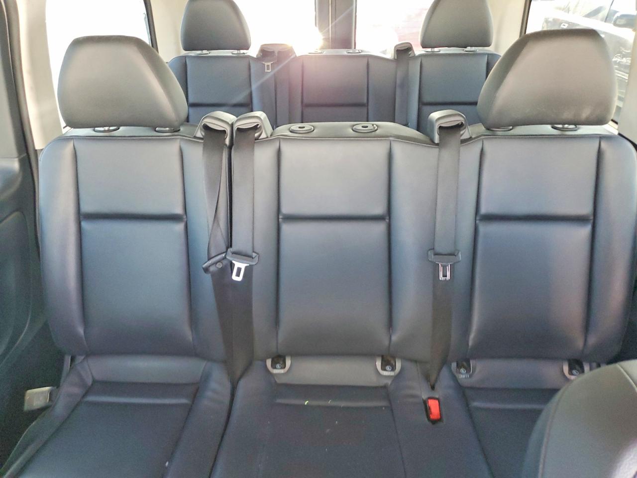 2019 MERCEDES BENZ METRIS