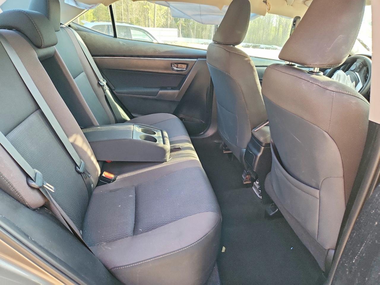2017 TOYOTA COROLLA