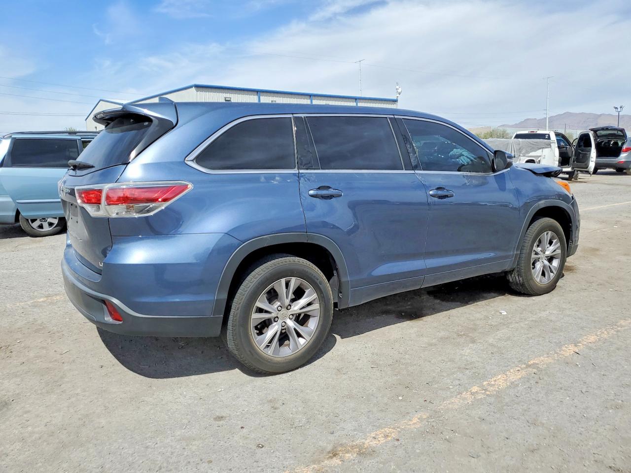 2014 TOYOTA HIGHLANDER