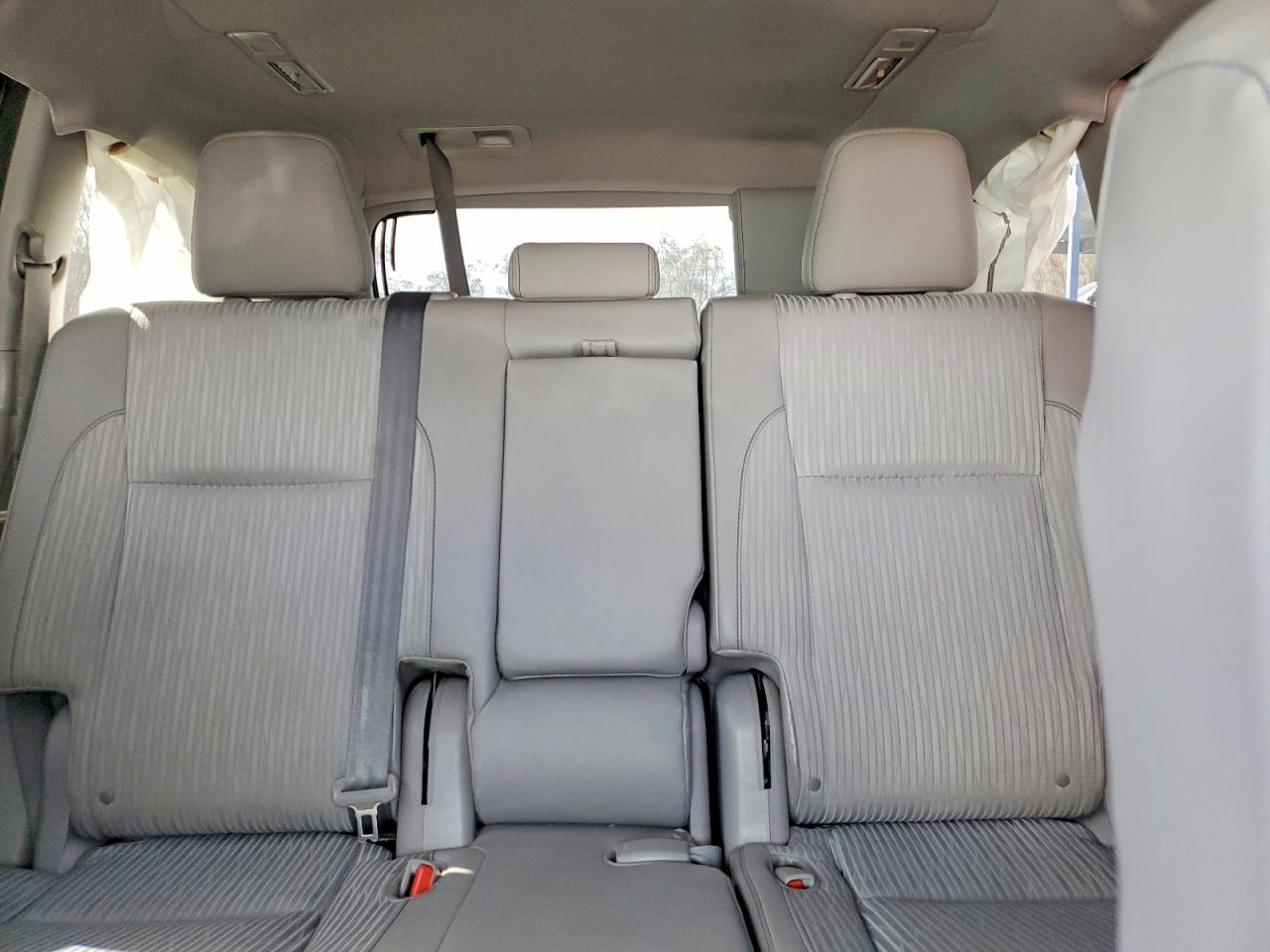 2014 TOYOTA HIGHLANDER