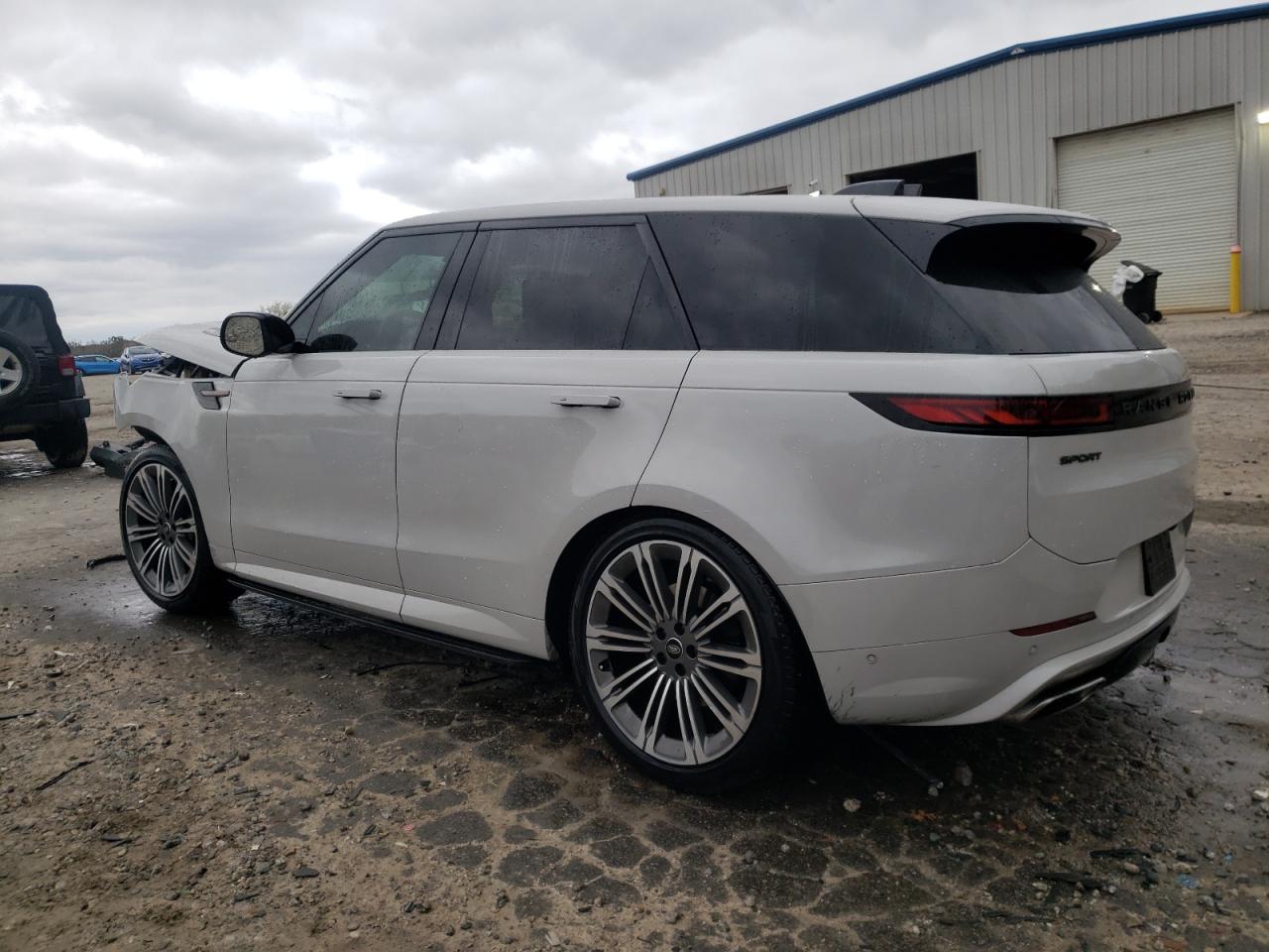2024 LAND ROVER RANGEROVER