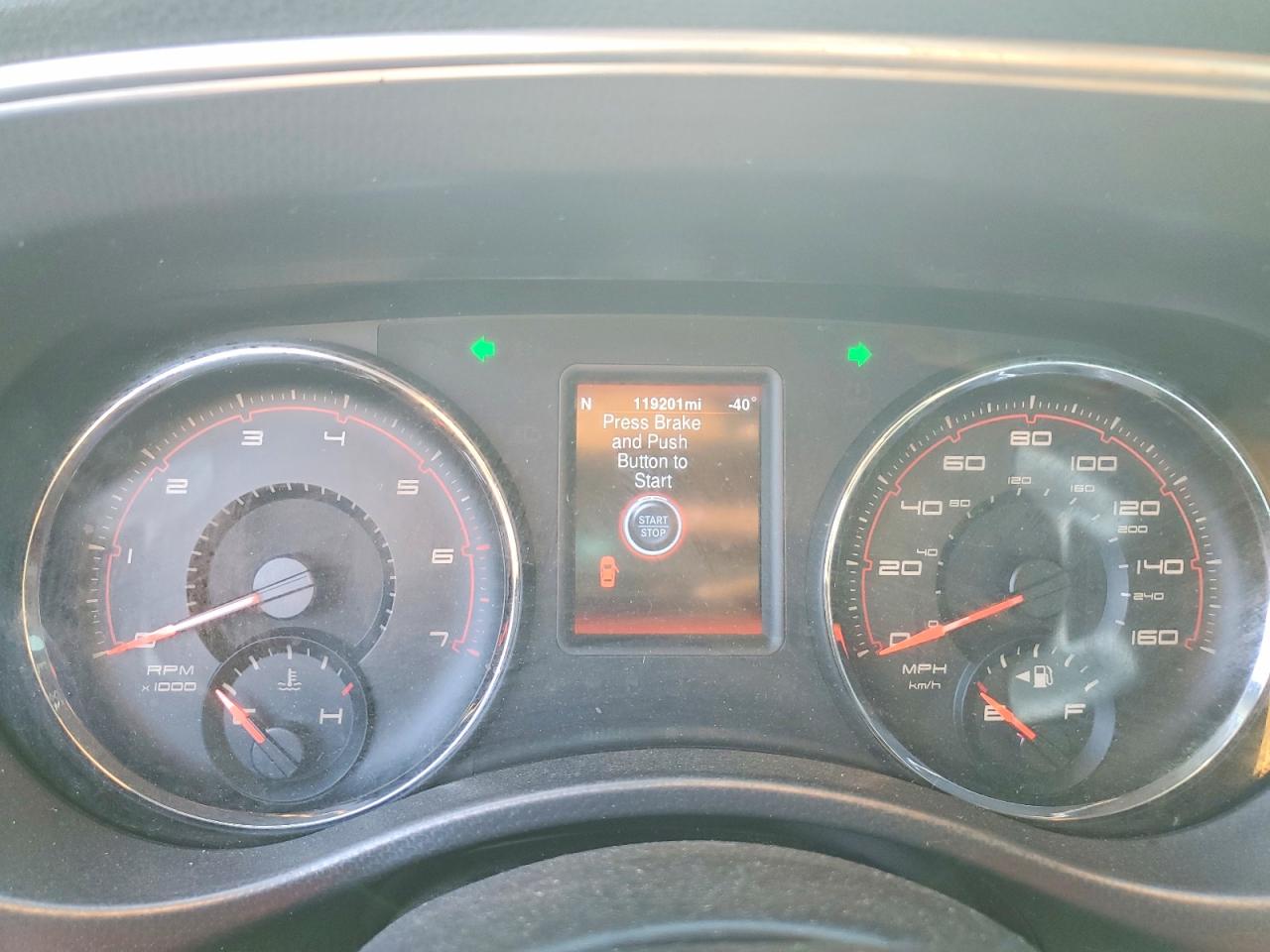 2013 DODGE CHARGER R