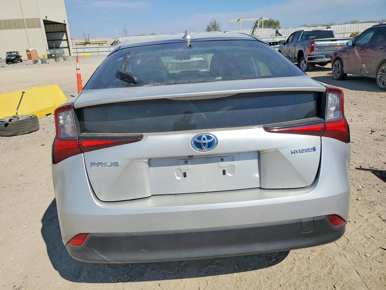 2021 TOYOTA PRIUS