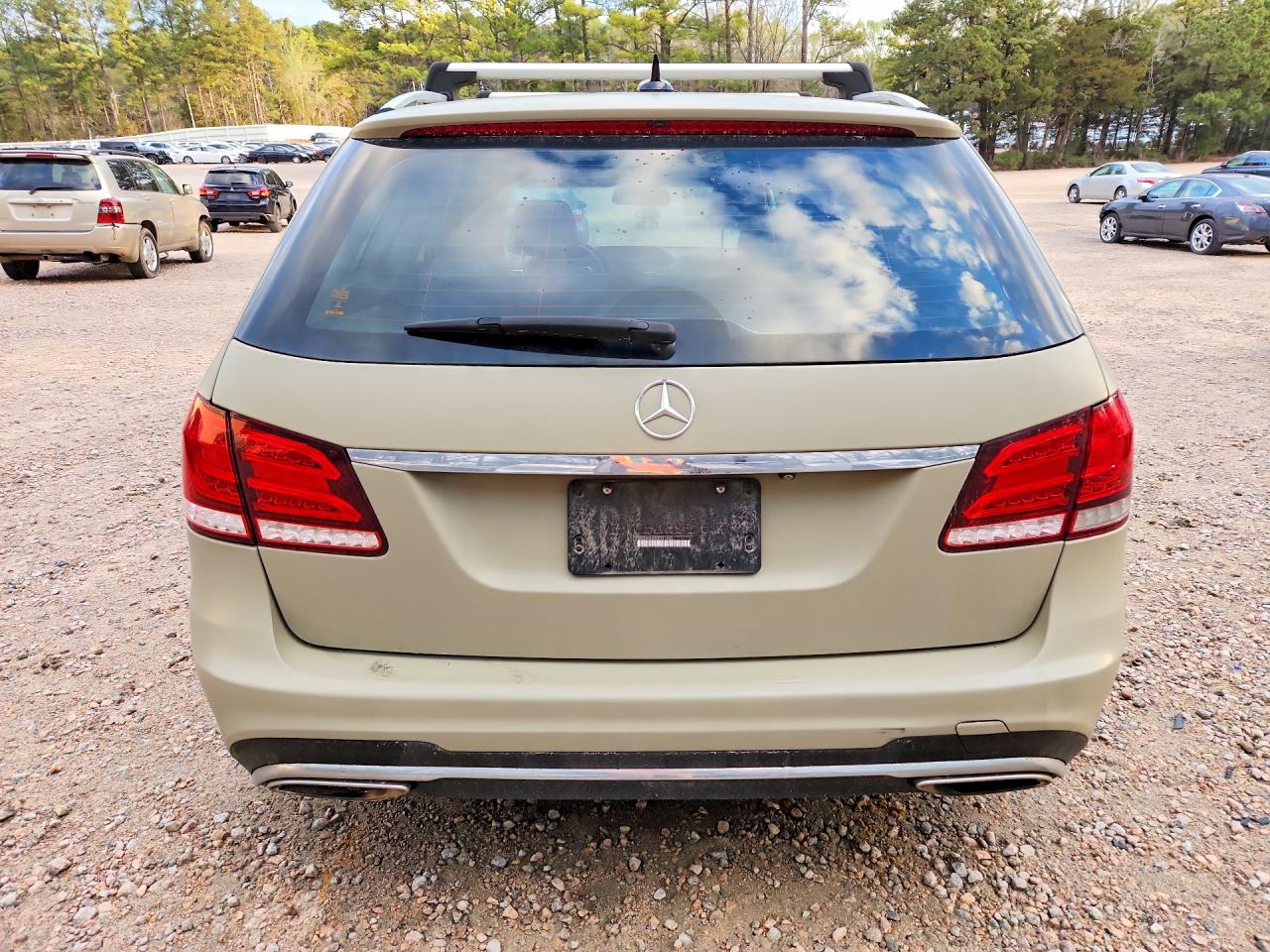 2016 MERCEDES-BENZ E-CLASS