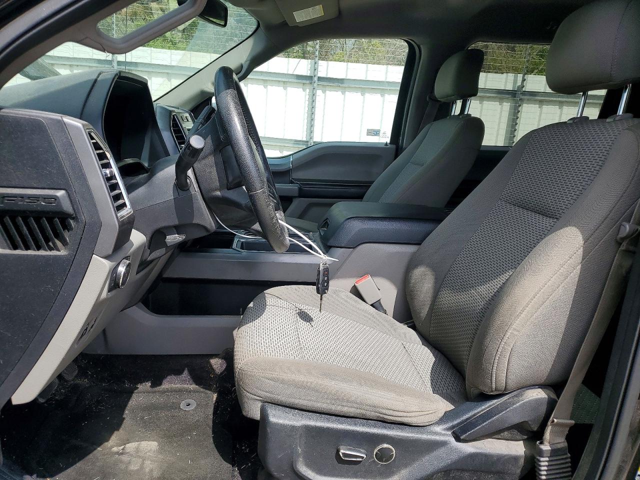 2015 FORD F150