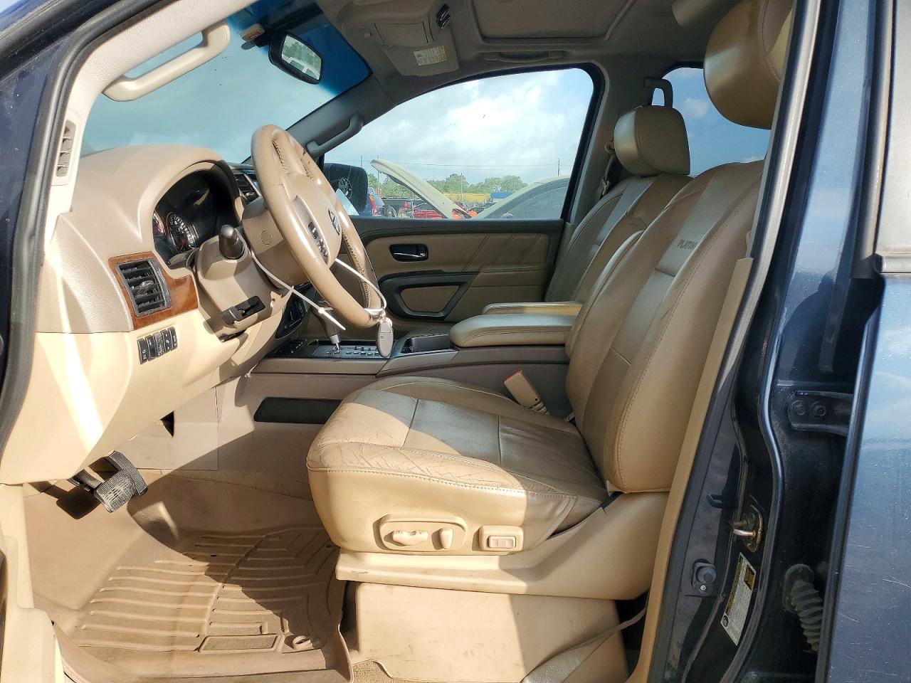 2015 NISSAN ARMADA