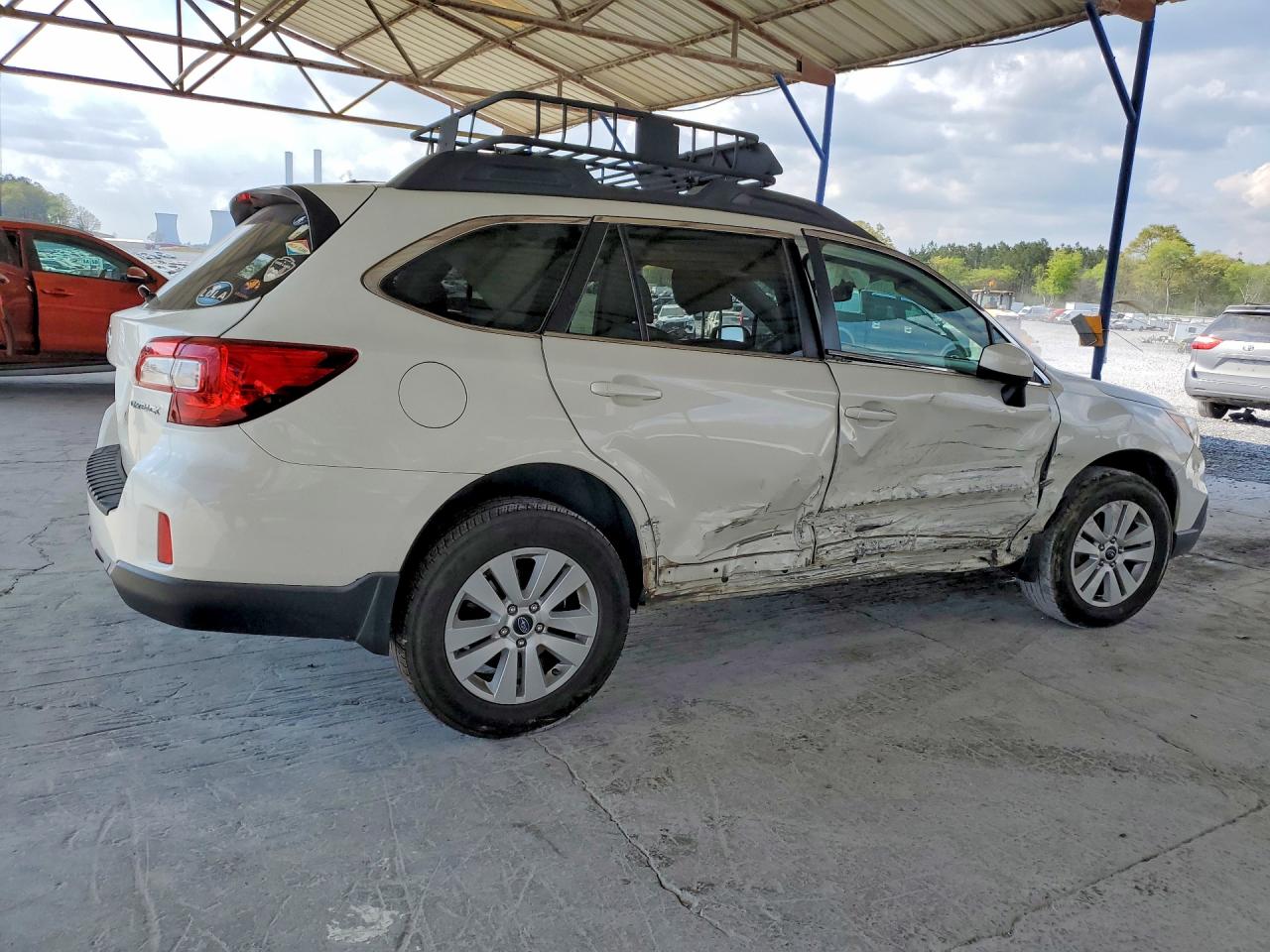 2015 SUBARU OUTBACK