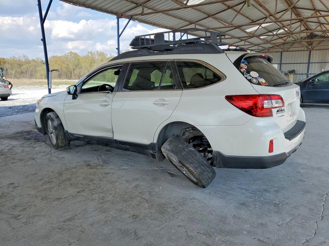 2015 SUBARU OUTBACK