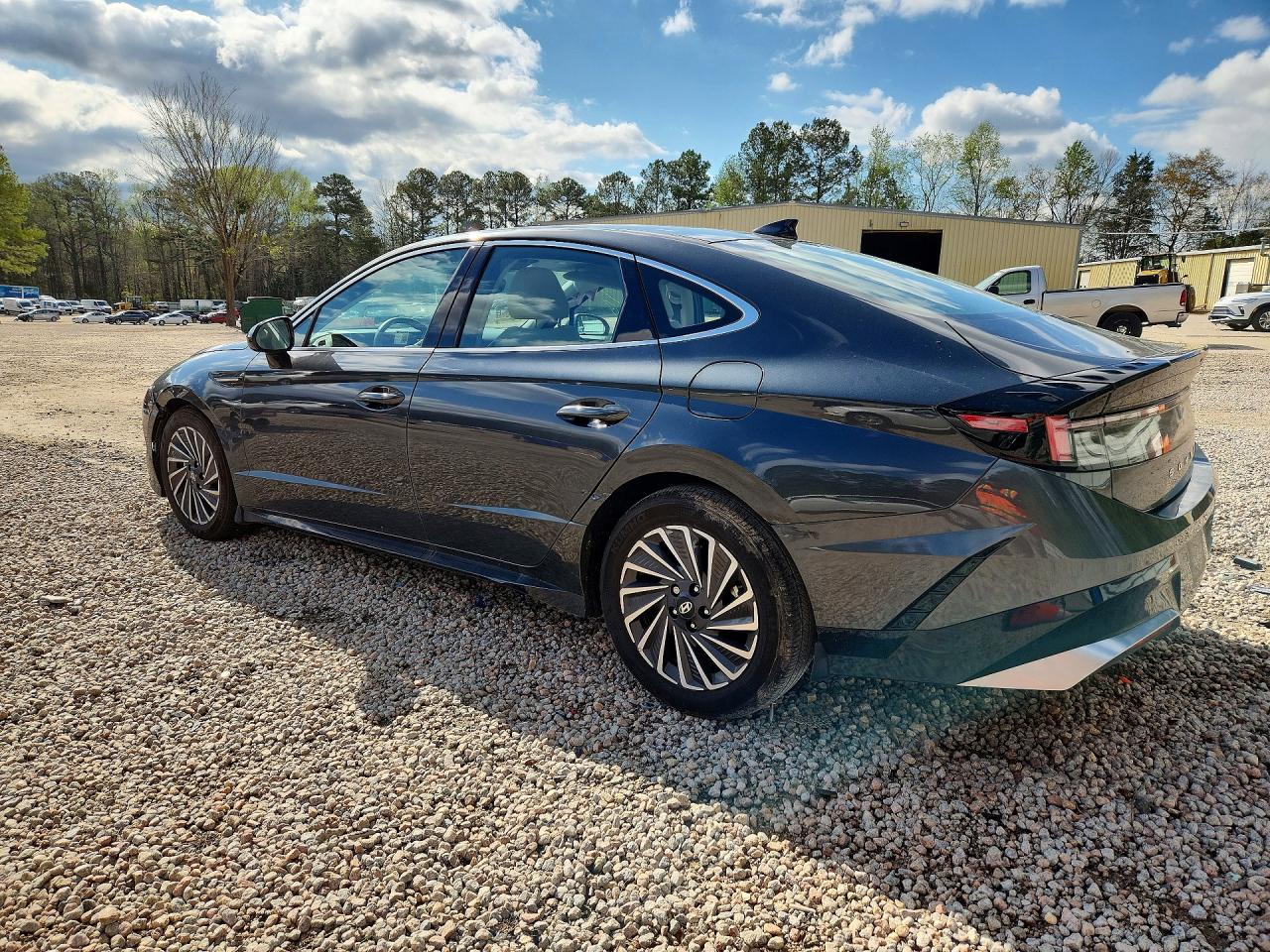 2025 HYUNDAI SONATA
