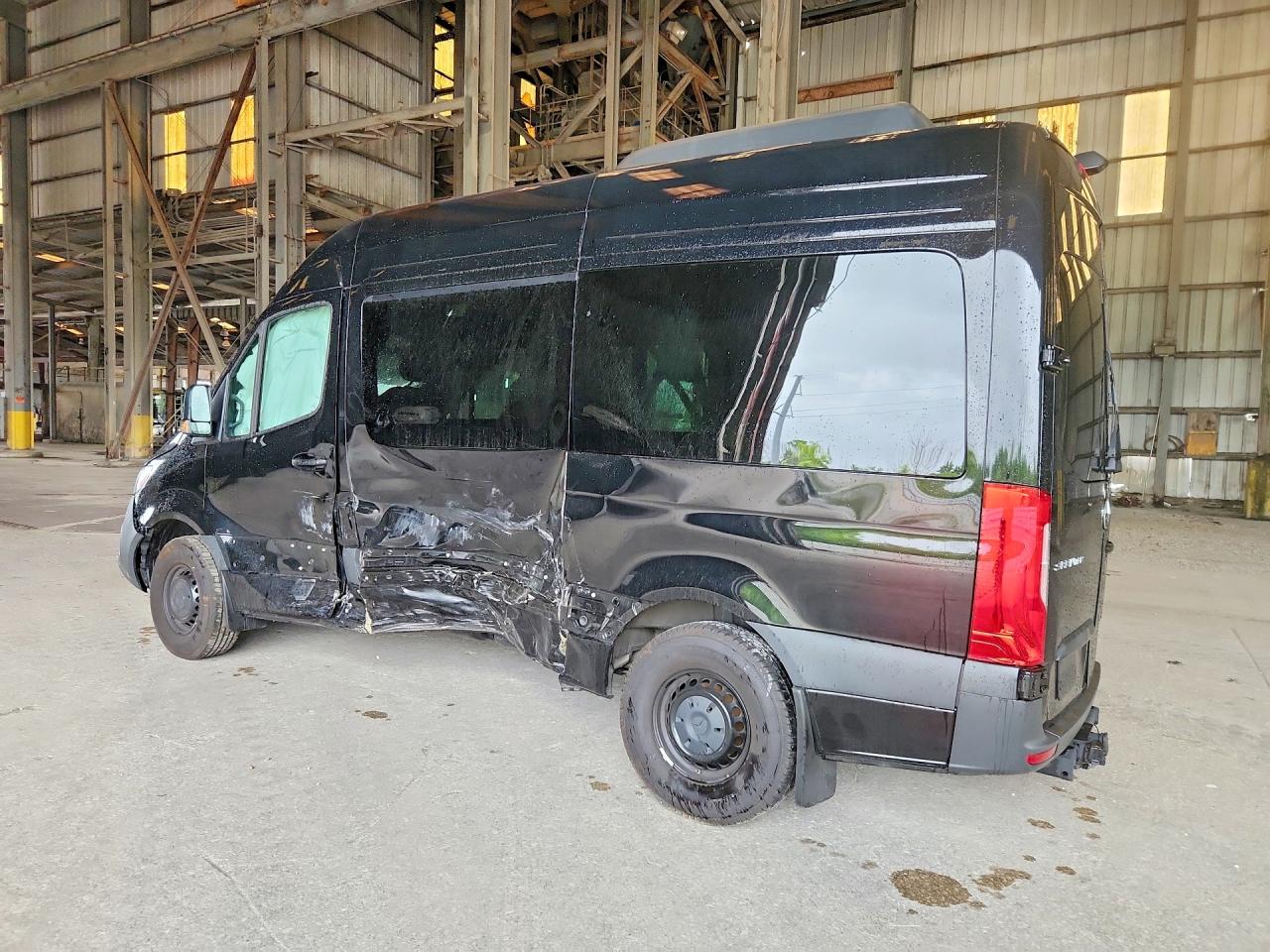 2025 MERCEDES-BENZ SPRINTER