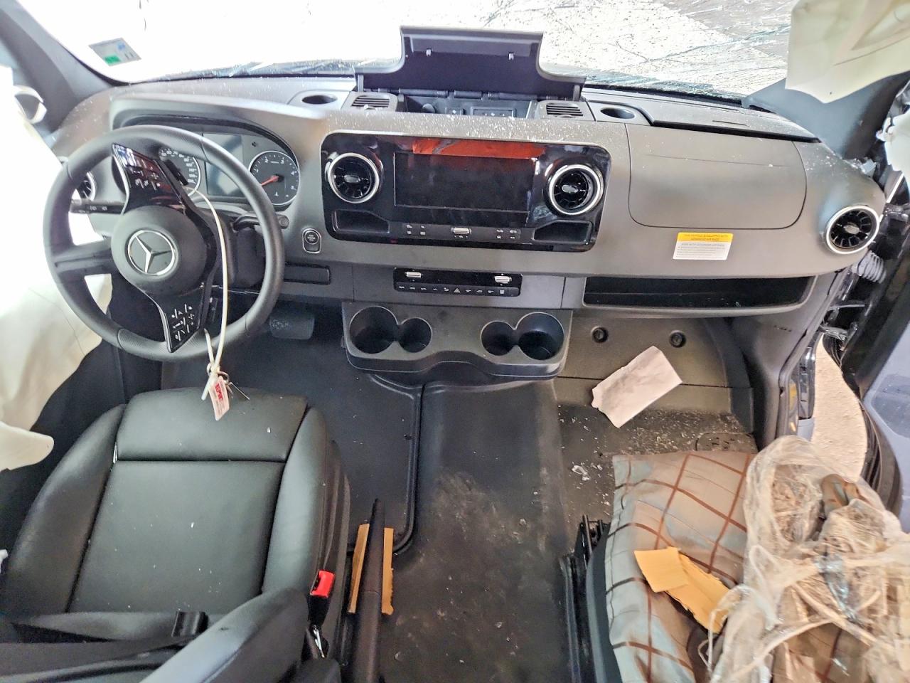 2025 MERCEDES-BENZ SPRINTER