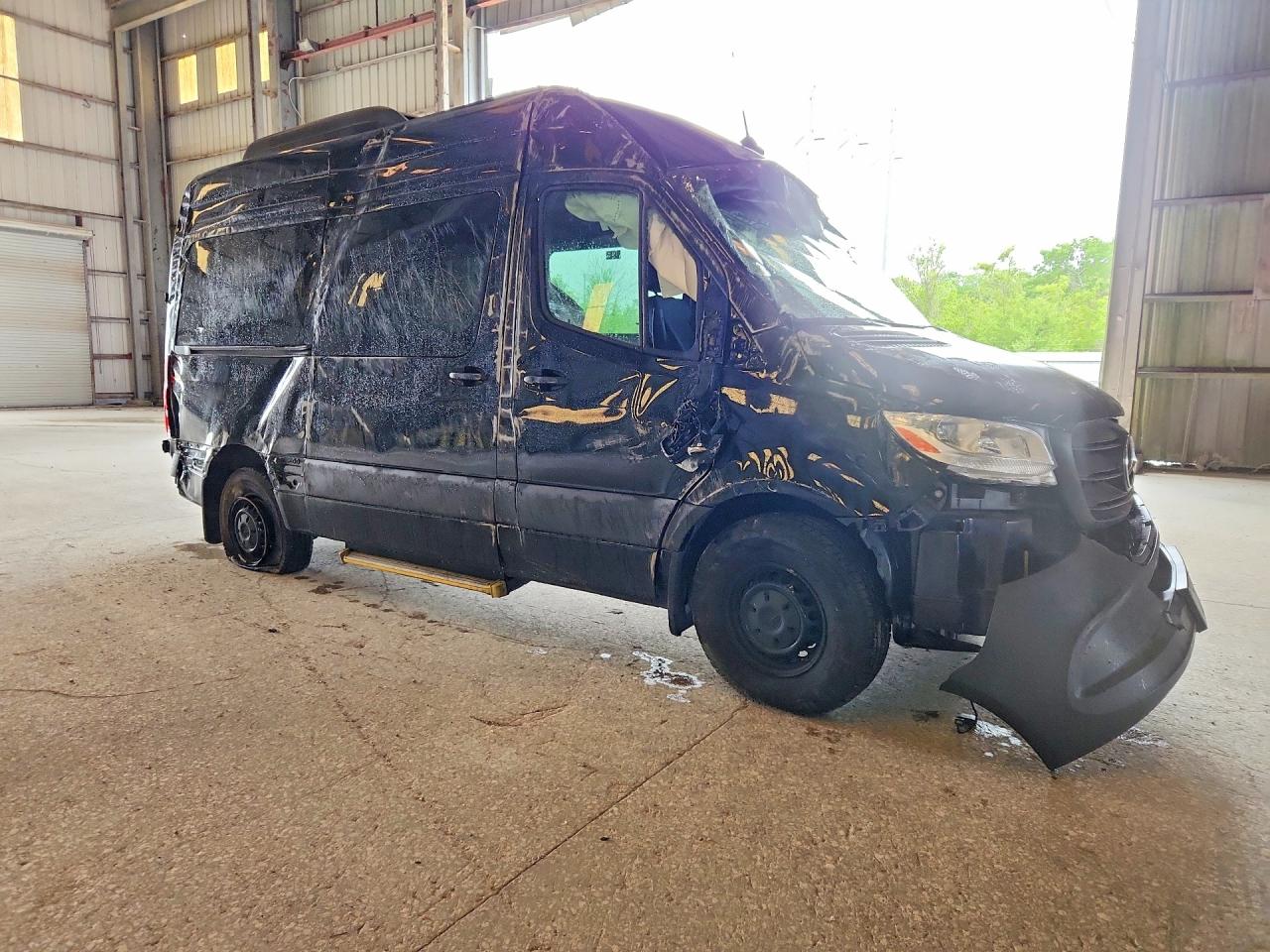 2025 MERCEDES-BENZ SPRINTER
