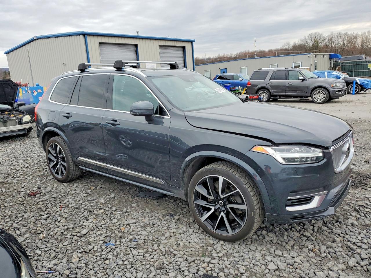 2021 VOLVO XC90