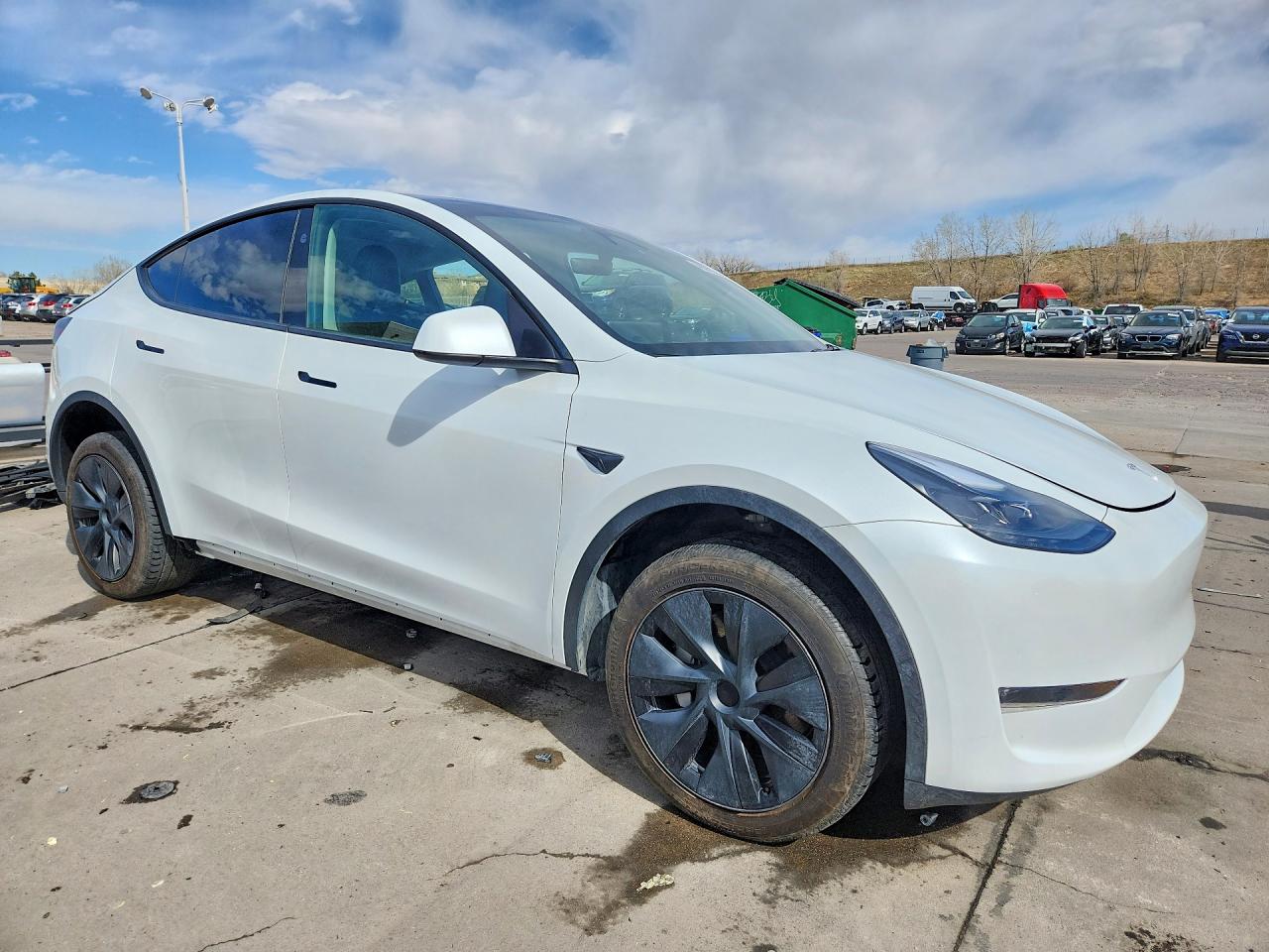 2024 TESLA MODEL Y