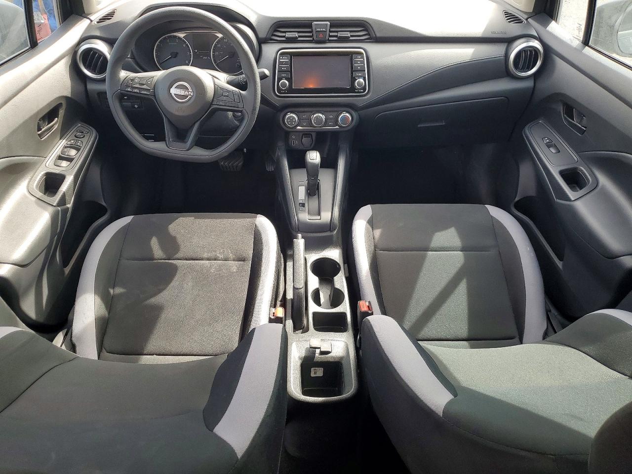 2025 NISSAN VERSA