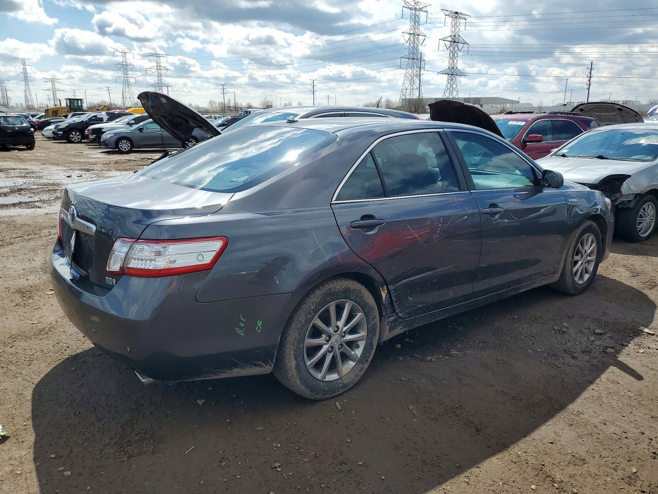 2011 TOYOTA CAMRY SOLA