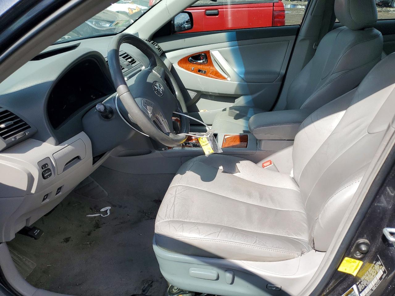 2011 TOYOTA CAMRY SOLA