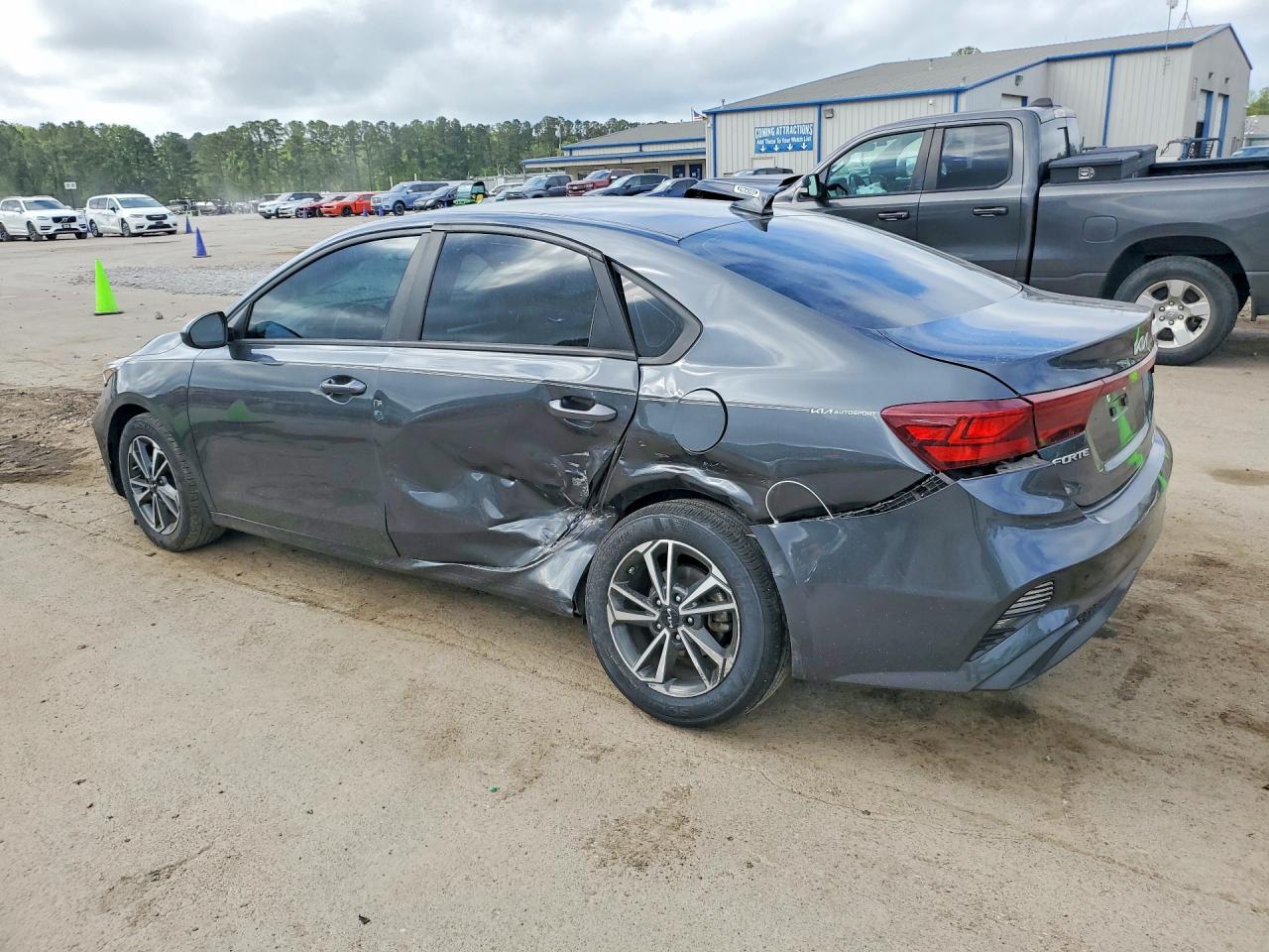 2023 KIA FORTE