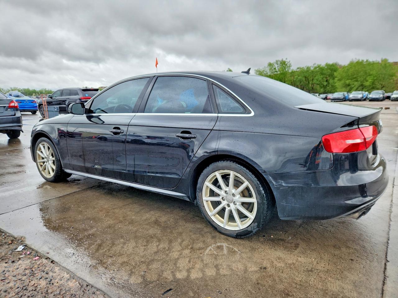 2015 AUDI A4