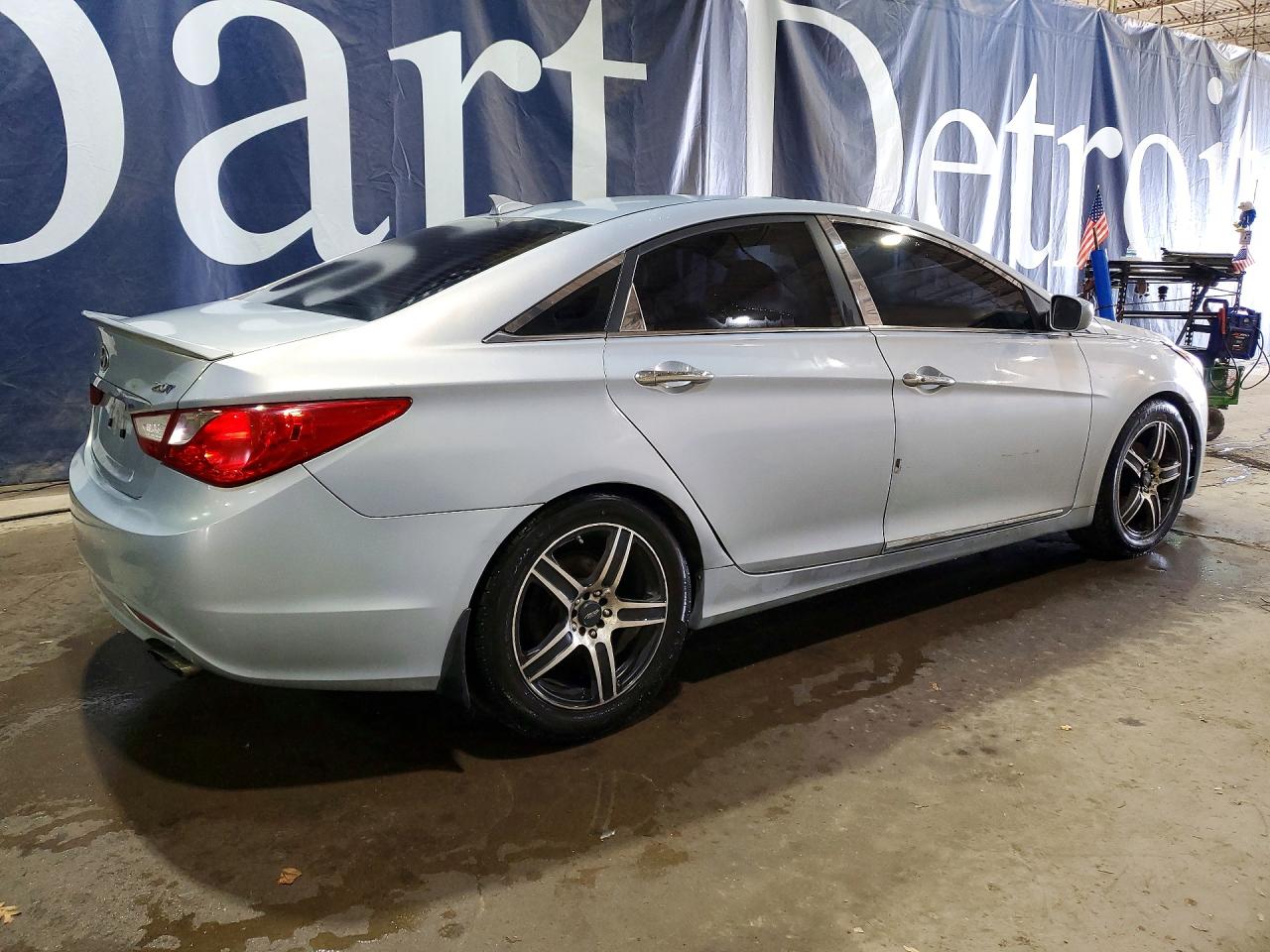 2012 HYUNDAI SONATA