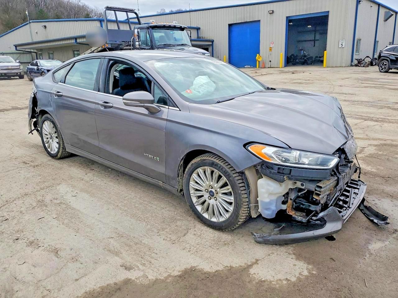 2013 FORD FUSION