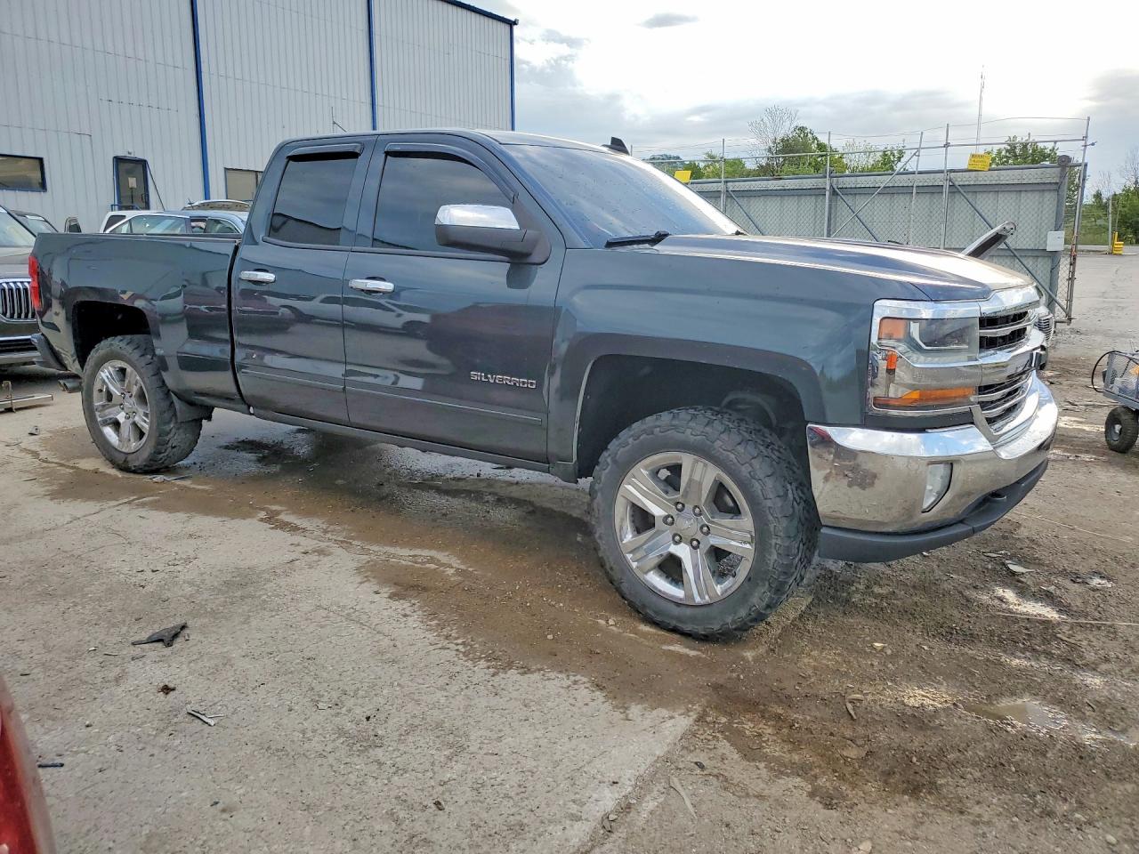 2017 CHEVROLET SILVERADO