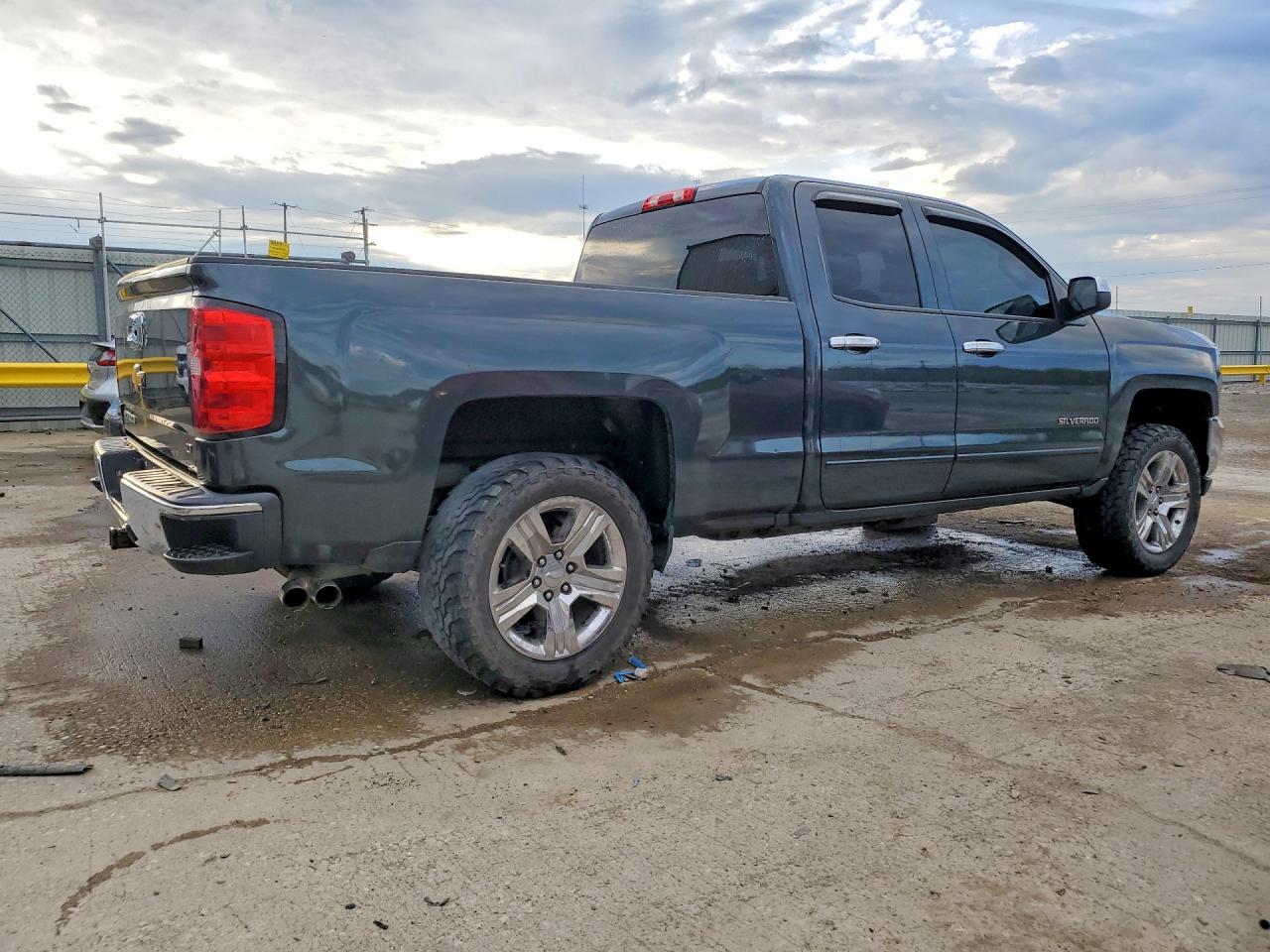 2017 CHEVROLET SILVERADO