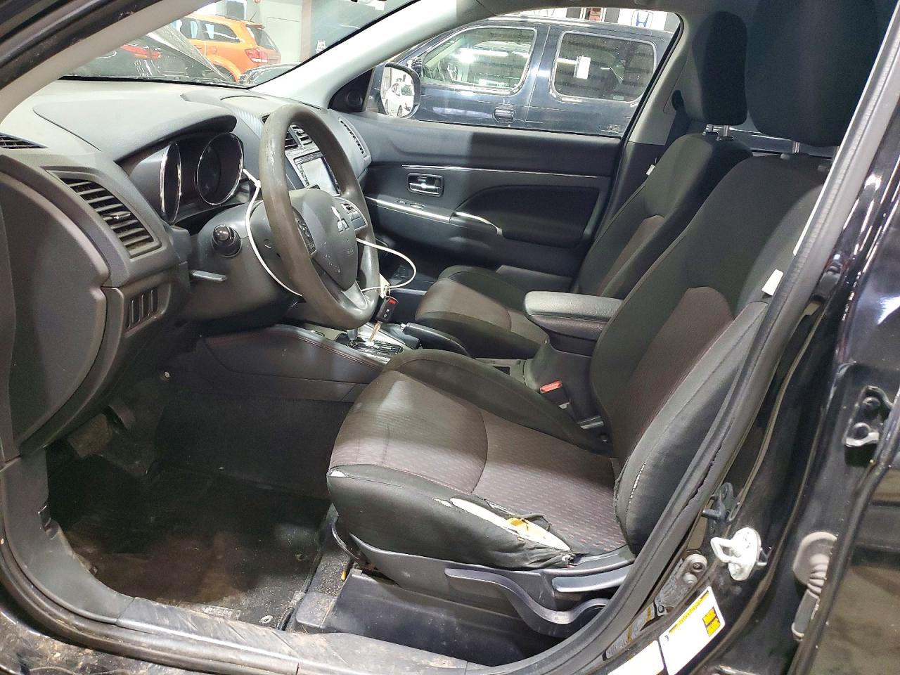 2019 MITSUBISHI OUTLANDER