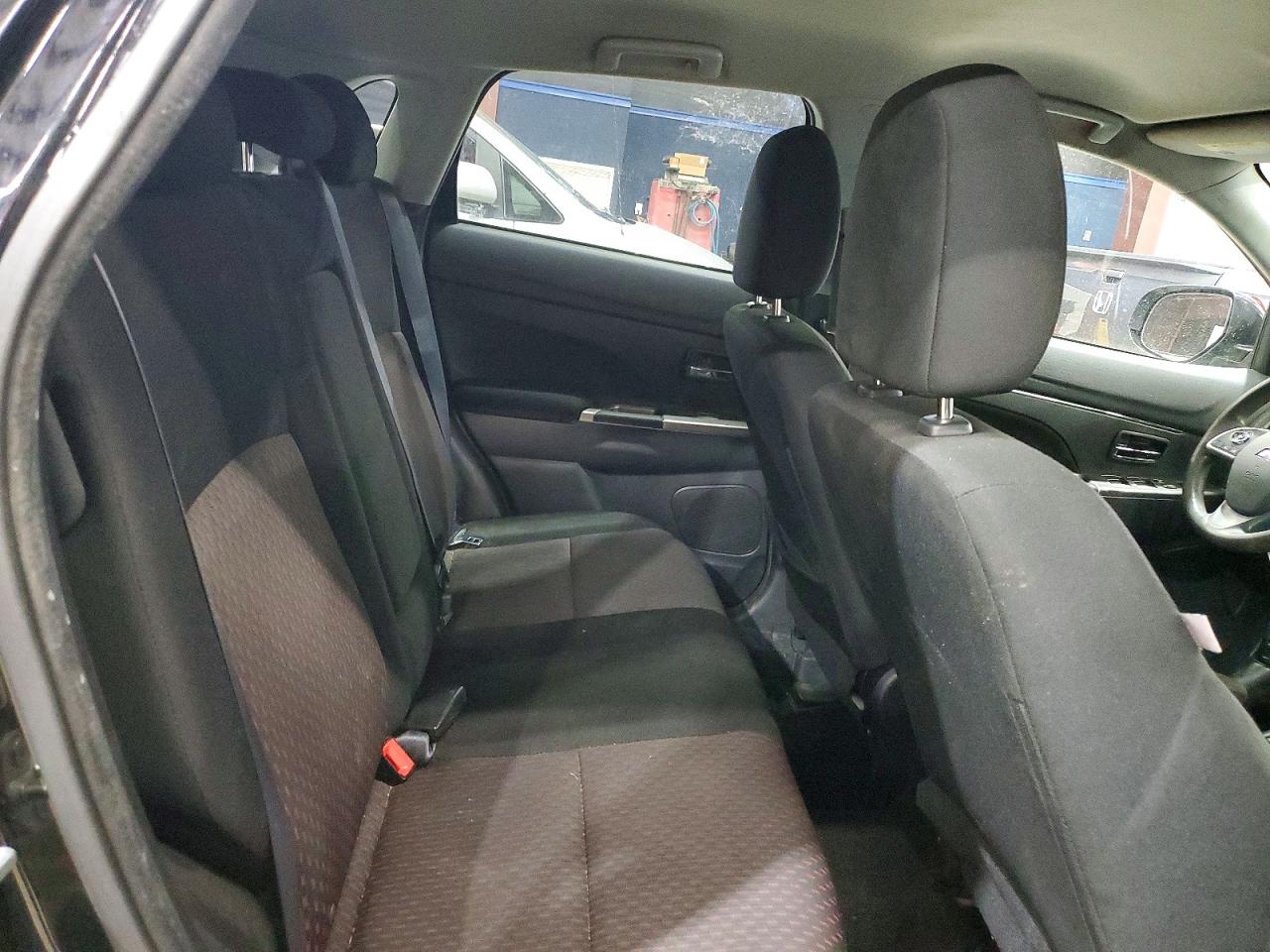 2019 MITSUBISHI OUTLANDER